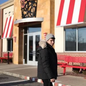 Meet your Posher, Luis felipe